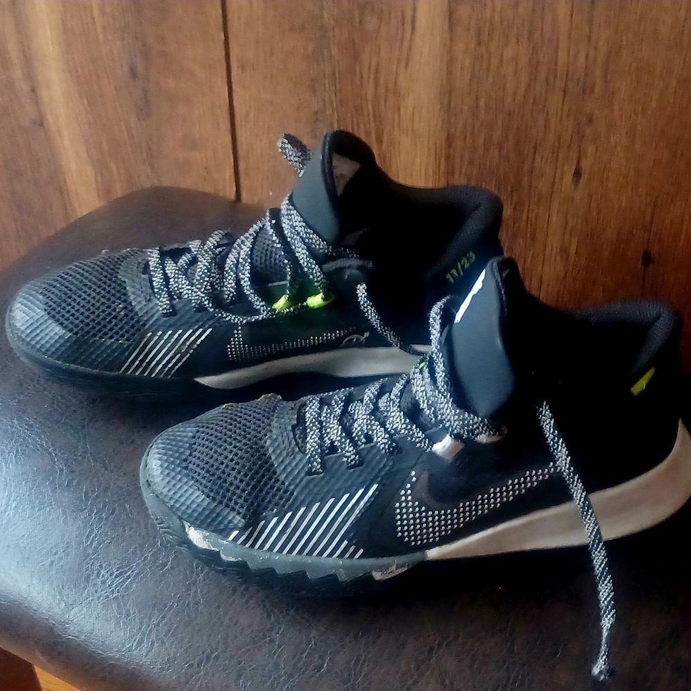 KD Sneakers